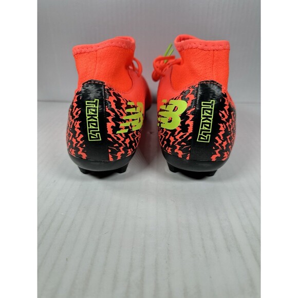 Size 10 New Balance Tekela v4 Magique FG Soccer Cleats Men ST3FDF4 Orange Black